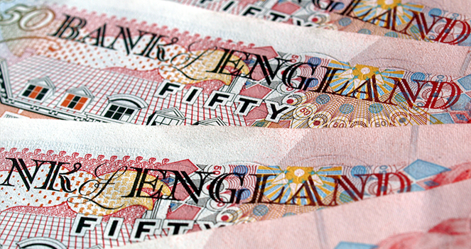 Bank of England Cuts Rates to 4.25% with Slowing Inflation