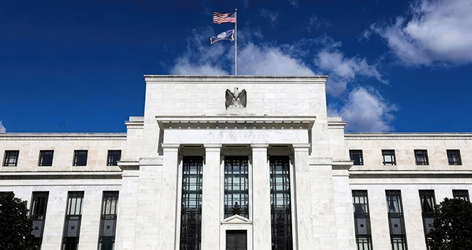Fed Minutes Show Growing Divide on Inflation and Jobs Risks