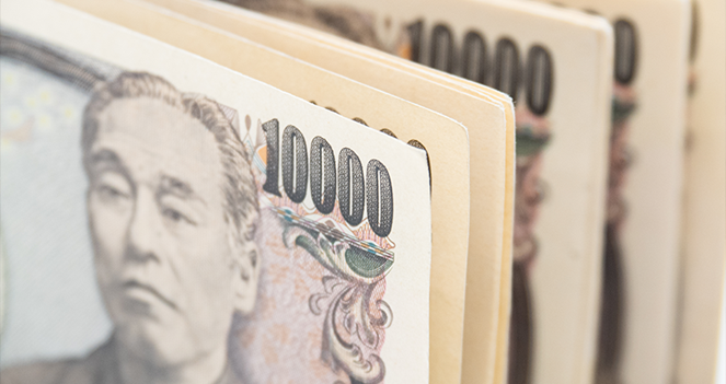 Japan’s Bond Market Draws Fresh Attention