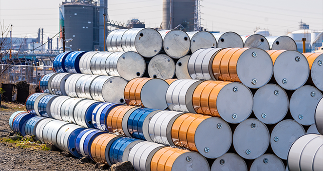 Oil Falls as Focus Returns to the Fed