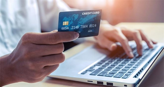 U.S. Credit Card Debt Hits New High